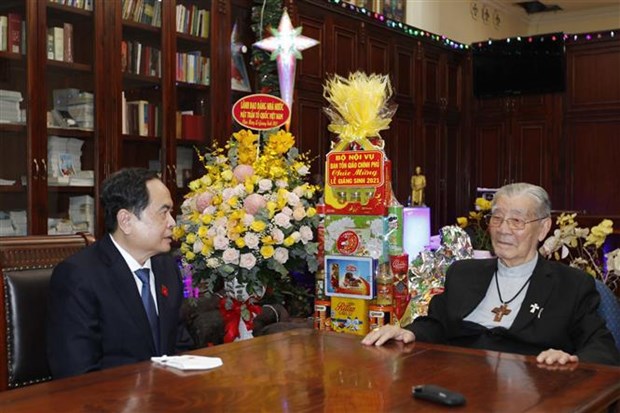 NA Vice Chairman sends Christmas, New Year greetings to HCM City, Tien Giang