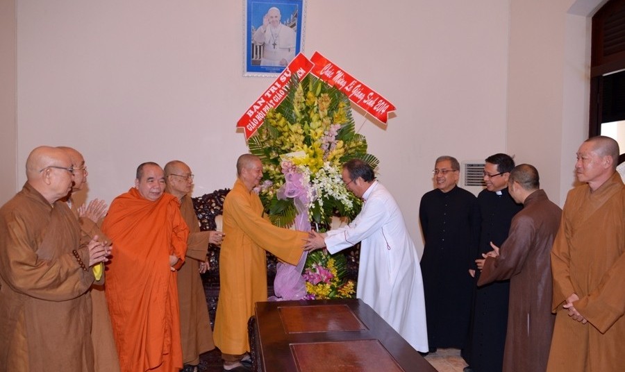 Ho Chi Minh city: Buddhist leader extends Christmas greetings