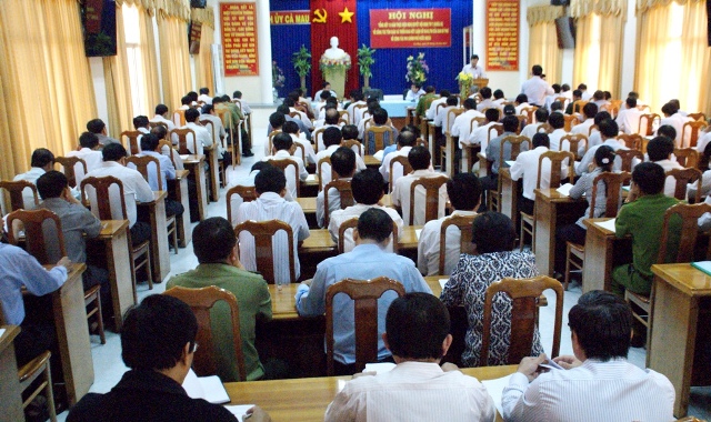 Ca Mau reviews implementation of Party resolution on religious affairs