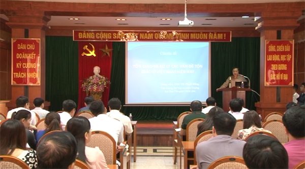 Government Religious Committee Chairman opens religious knowledge training course