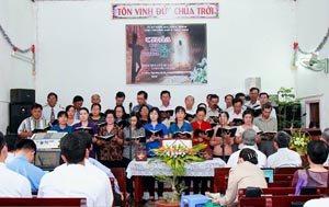 Protestant prayers and fellowship meetings in Ca Mau, Bac Lieu and Quang Nam 
