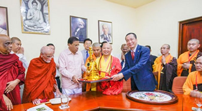 China-Sri Lanka Buddhist Links Seen Flourishing Under Maithripala Leadership