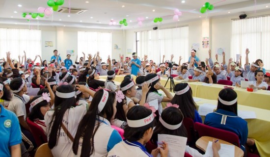 Local Buddhist dignitaries attend forum on development of children in Ho Chi Minh city