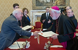 Holy See, U.S. sign historic accord against tax evasion