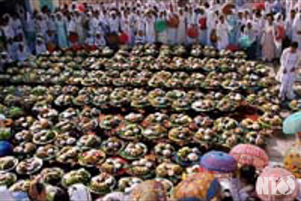 Introduction to Ramưwan festival of Islamic Cham community
