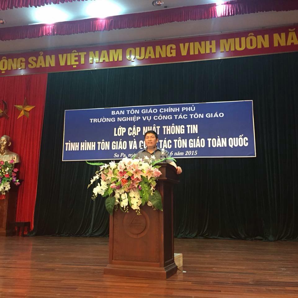 Lao Cai province: Government Religious Committee organizes religious training for key officials