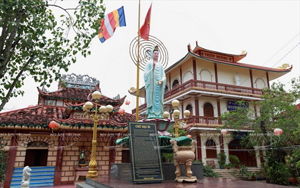 Shakyamuni temple - the oldest temple in Ca Mau province