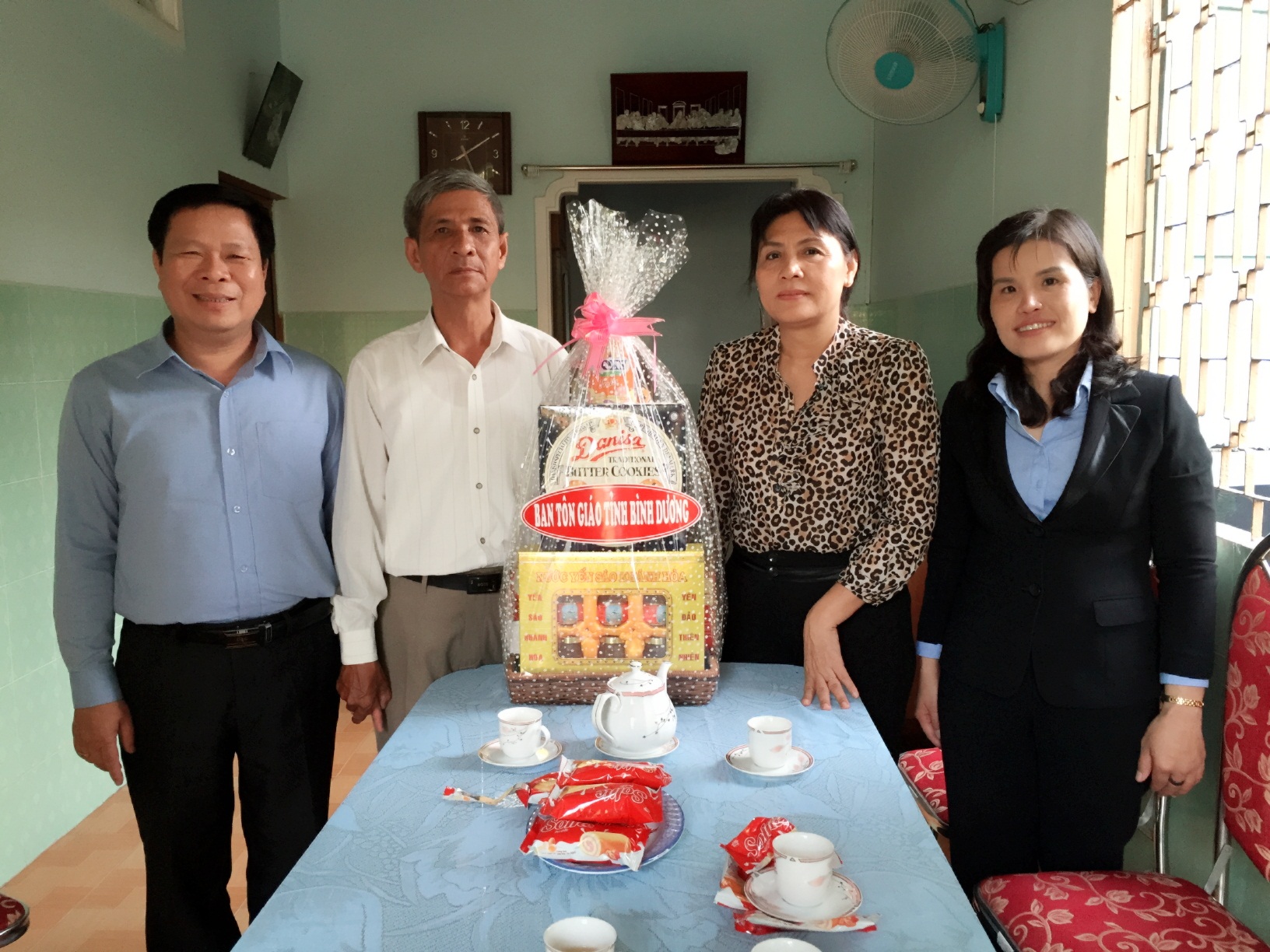 Binh Duong provincial Religious Committee pays visit to religious dignitaries on occasion of War Invalids and Martyrs Day