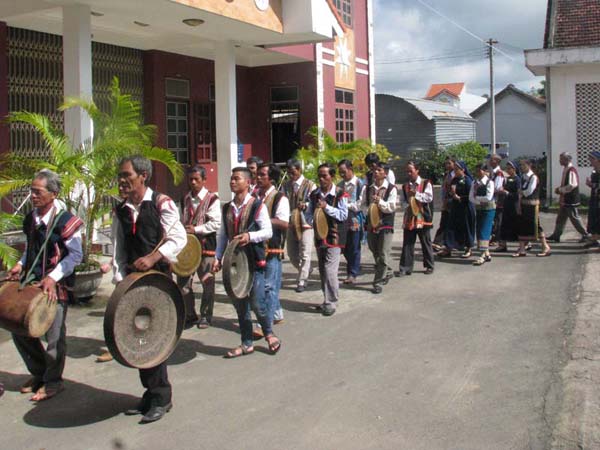 Kontum province: Miracles of Jesus Christ Congregation celebrates profession of monastic vow