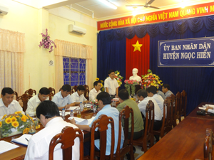 Ca Mau provincial Religious Committee meets with Ngoc Hien district’s authorities
