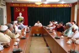 Government Religious Committee leader receives prestigious people from Ninh Thuan province