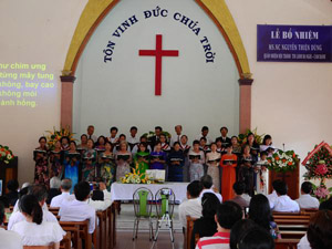 Khanh Hoa province: Ba Ngoi Protestant Church appoints its new superintendent