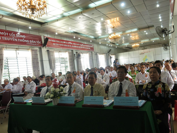 Dong Nai province honors local Catholics