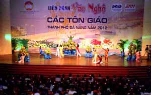 Da Nang city: A religious art show held to celebrate National Day