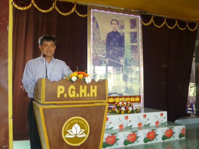 Tien Giang provincial Religious Committee disseminates religious laws to Hoa Hoa Buddhists