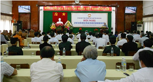 Binh Dinh province honors typical religious dignitaries