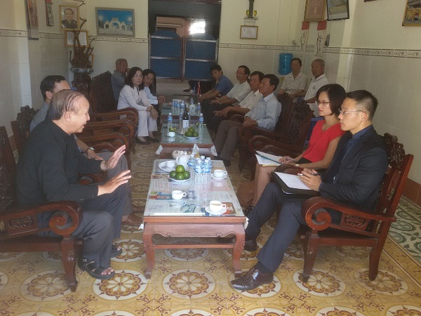 Representatives of US Consulate General in Ho Chi Minh city visits religious establishments in Kien Giang province