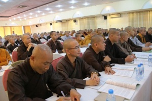 Dong Nai provincial Religious Committee holds training course on security and defense for local religious dignitaries