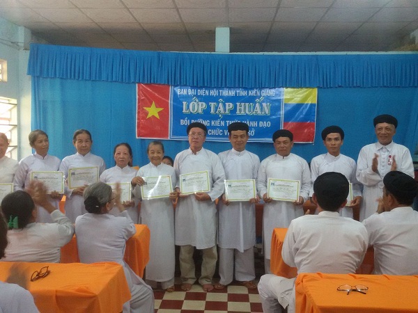 Kien Giang province: Religious training held for deacons of Tay Ninh Caodai Church 