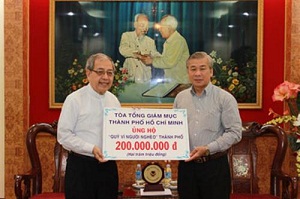 Ho Chi Minh city Archdiocese office supports fund for poor people