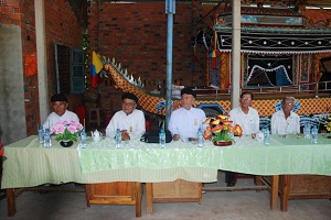 Tay Ninh province: Caodai Church conducts charity visit to local commune