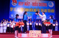 Tay Ninh province: Typical ethnic and religious youth honored 