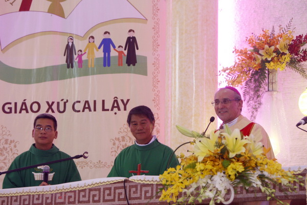 Vatican Archbishop visits Cai Lay parish 