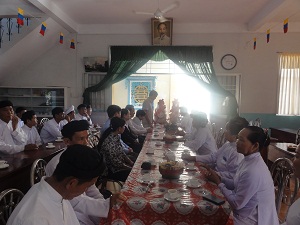 Government Religious Committee pays Tet visit to Verity Way  Caodai Church in Ca Mau province