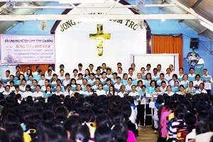 Lam Dong province: 3,900 Protestant women attend theology training