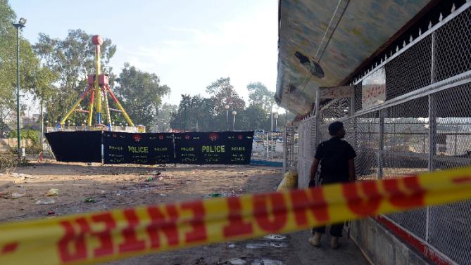 Pakistan Easter suicide attack kills 72