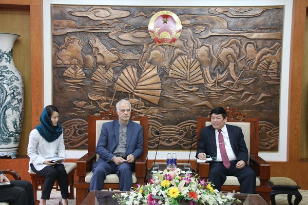 Government Religious Committee leader receives Iran-Vietnam Friendship Association