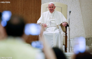 Pope Francis greets Italian Caritas chapters