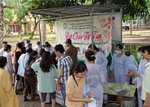 Buddhist Sangha in Nghe An province spends 15 billion VND on social charity in three years