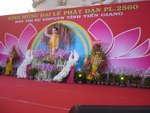 Tien Giang provincial VBS opens celebration week of Vesak 2016