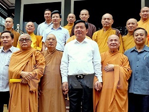 Ho Chi Minh city Party Committee leader extends Vesak greetings to VBS