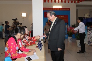 Ho Chi Minh city: Large number of religious followers attend 14th General Election 