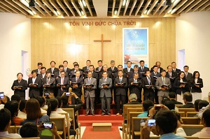 Institute of Bible and Theology holds graduating ceremony for complementary  theological training 