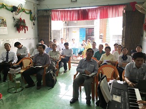 Protestant prayers and fellowship meetings in Ca Mau, Can Tho