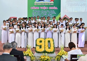 Solemn ceremony marks 90th  anniversary of Protestantism in Ca Mau province