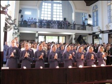 Thua Thien Hue province: Congregation of Lovers of Holy Cross celebrates profession of monastic vow