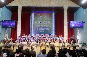 An Giang province: 22nd Protestant spiritual refreshment conference held