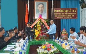 An Giang authorities congratulate founding anniversary of Hoa Hao Buddhism