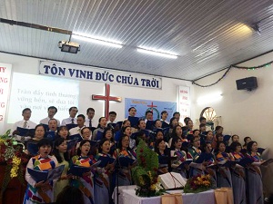 Ho Chi Minh city: Tan Thanh Dong Church holds spiritual refreshment and fellowship meeting for middle-aged Protestants