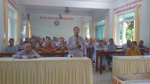 Kien Giang provincial Religious Committee leader visits VBS’s summer retreat courses