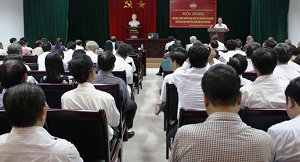 Thanh Hoa provincial VFF holds meeting on Resolution of 12th Party Congress for local religious dignitaries