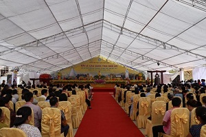 Peace Prayers and casting of Bodhisattva statue held in Lao Cai 