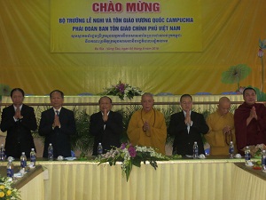 Cambodian Ministry of Cults and Religion delegation visits VBS in Ba Ria Vung Tau