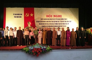 Religious followers in Ninh Binh actively contribute to public secutity