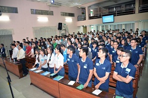 Ho Chi Minh City: Spiritual refreshment and fellowship held for Protestant youth of local churches