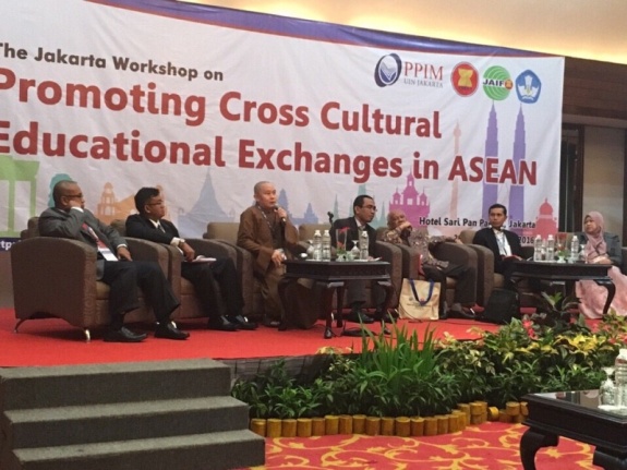 Vietnamese religious representatives attend ASEAN workshop on educational- cultural exchange in Indonesia